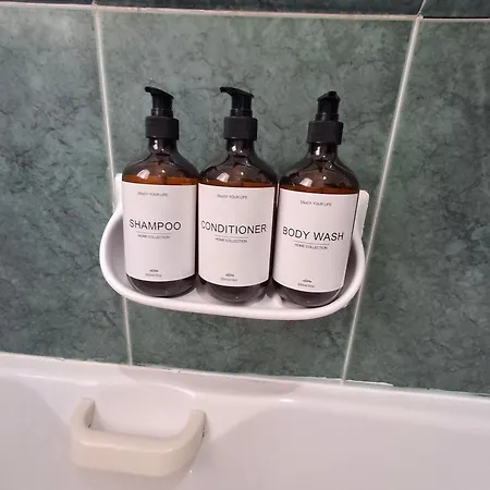 Penzion Seafront Bedroom With Stunning Views, Balcony And En-suite Marsaskala