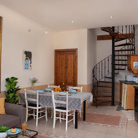 Sea View Room With Private Balcony 3* Марсаскала